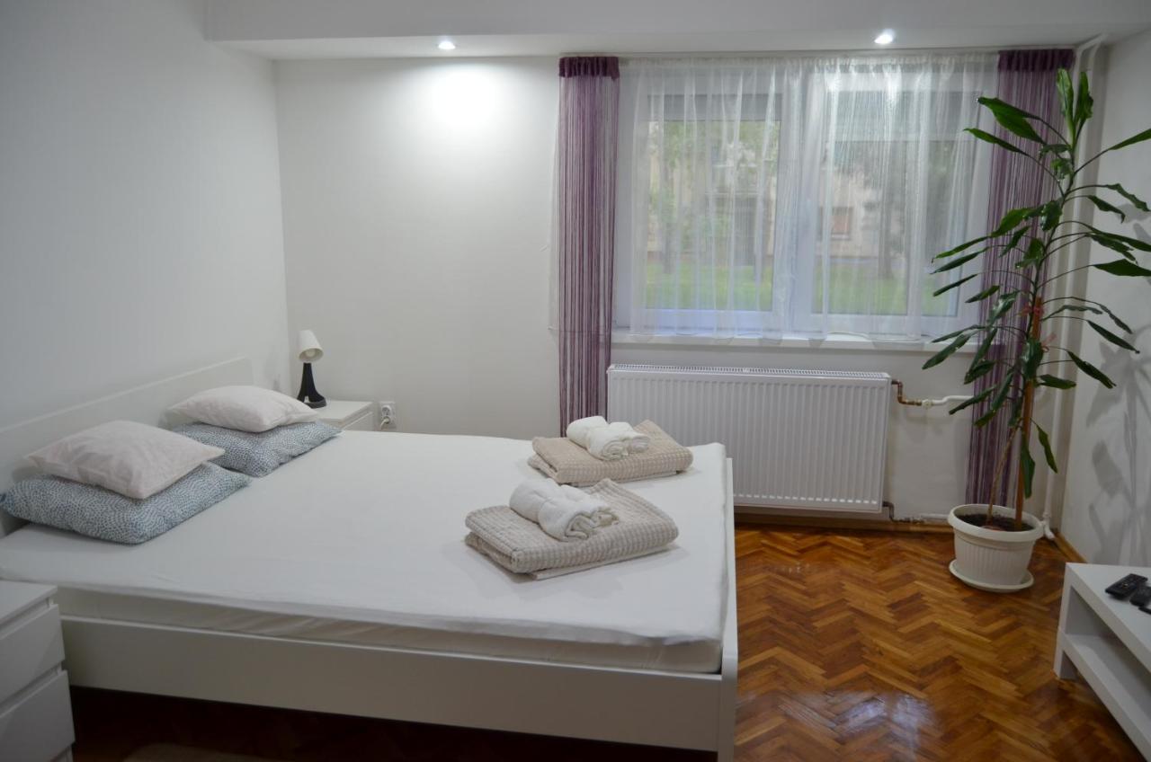 Mikmari Apartman Subotica Eksteriør billede